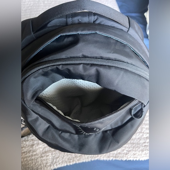 Osprey Aphelia 26L Laptop Backpack - Picture 2 of 9